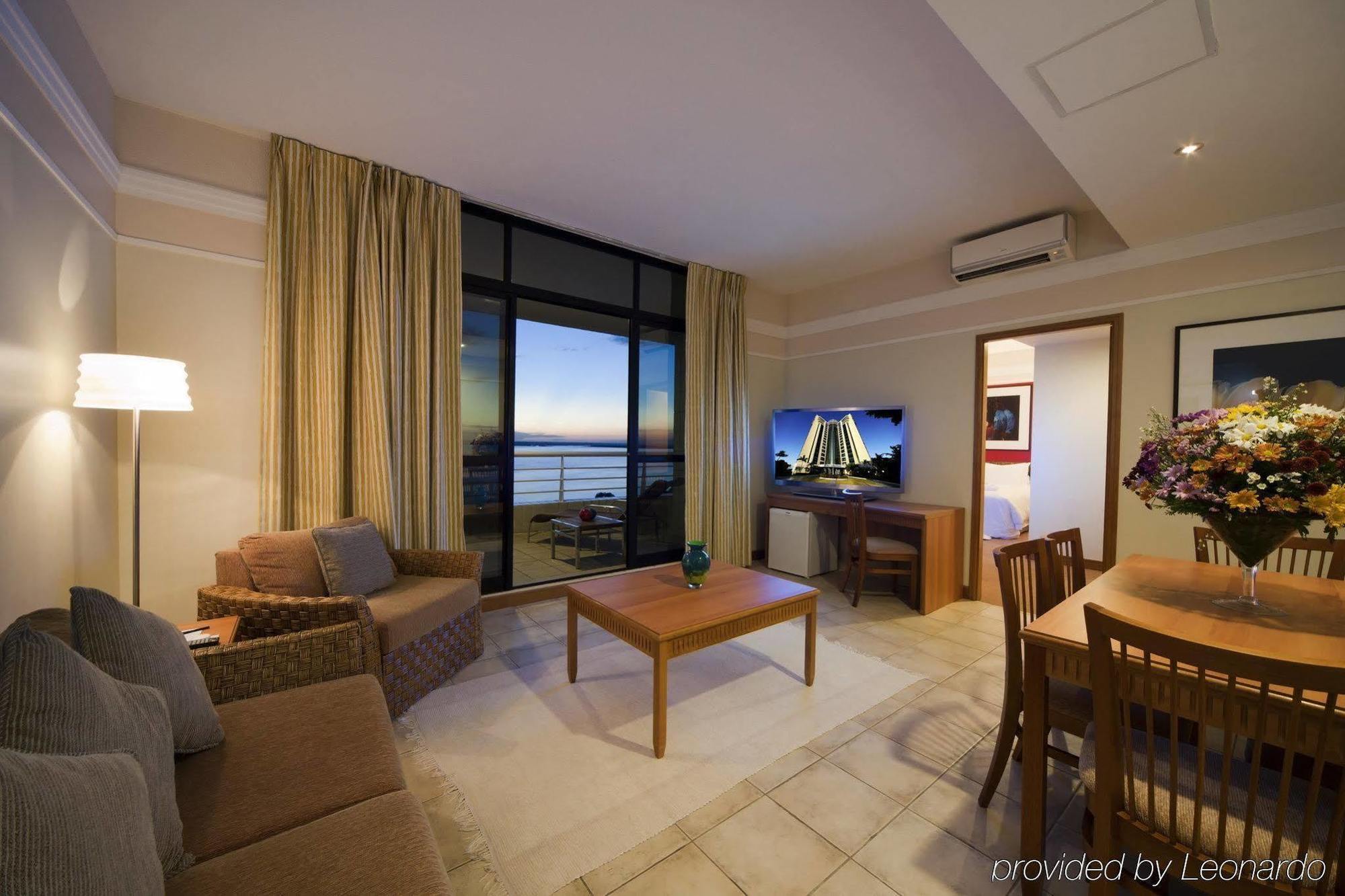 Отель Wyndham Garden Манаус Экстерьер фото